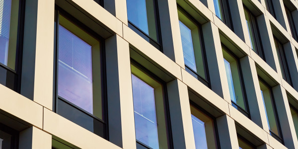 Puertas y Ventanas Aislantes de Aluminio / PVC en Hospitalet de Llobregat · Doble o Triple Vidrio